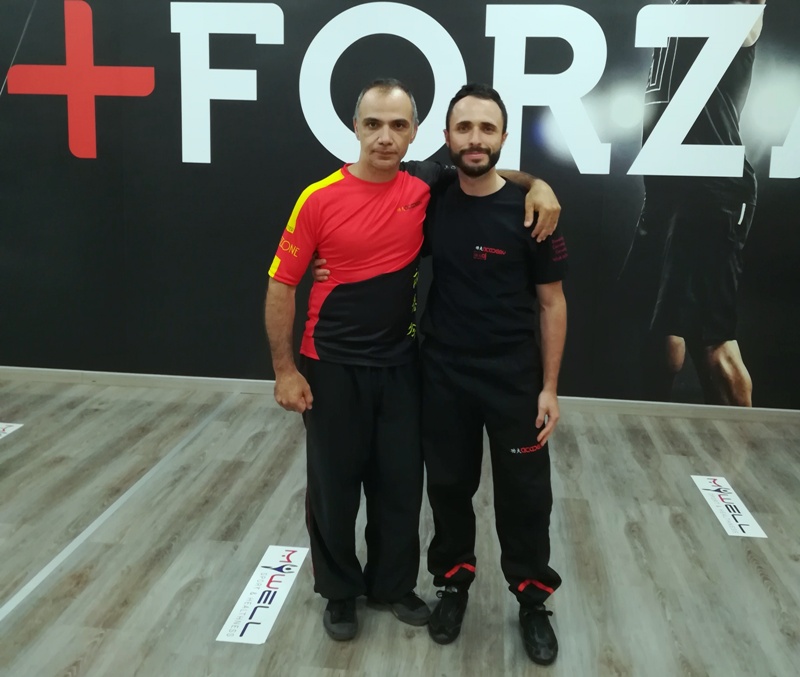 Kung Fu Academy di Sifu Mezzone scuola di wing chun e taijiquan, di wing tsun, difesa personale e arti marziali cinesi a Caserta e in Italia www.kungfuitalia.it (1)